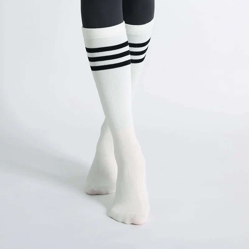 Cloud Form WinterFlow Grip Socks