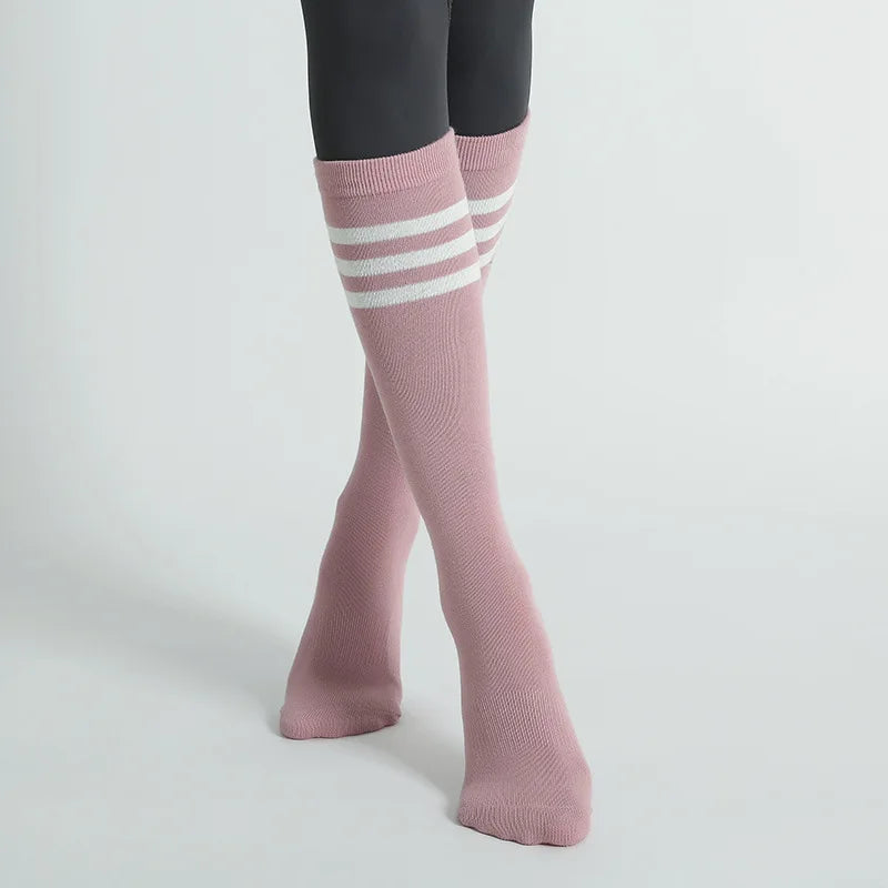 Cloud Form WinterFlow Grip Socks